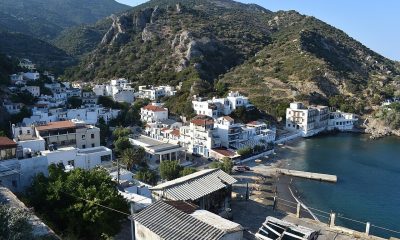 Satul Therma din Ikaria, Grecia, una dintre cele cinci Zone Albastre asociate cu longevitate excepțională