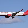 Aeronavă Airbus A220-300 AnimaWings în zbor, tipul de avion folosit pe rutele noi spre Olbia și Salonic