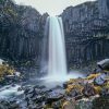 Cascada Svartifoss din Islanda, una dintre cele mai sigure țări din lume