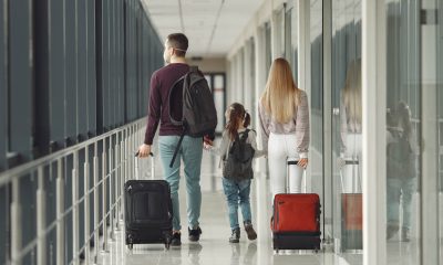 Pasageri într-un aeroport, ilustrare a creșterii cererii pentru zboruri 2026 și a gradului ridicat de ocupare al aeronavelor
