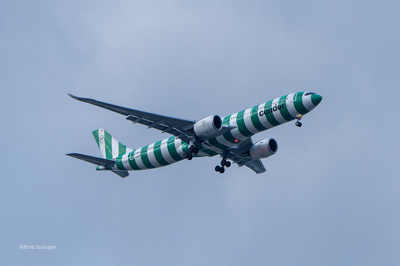 Airbus A330neo Condor Airlines în zbor – acord codeshare TAROM Condor Airlines pentru destinații din SUA și Canada