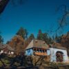 Case tradiționale în Muzeul ASTRA din Sibiu, care dezvoltă un circuit despre mineritul aurifer de la Roșia Montană